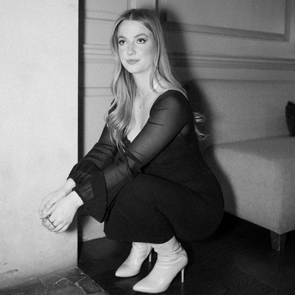 Dolce & Gabbana 2000s Collection Black Evening Gown Size M, 6/8, IT 44 - Picture 6 of 8